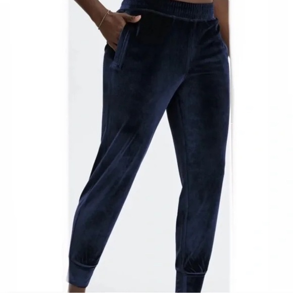 FABLETICS Daria Luxe Velour Navy Jogger Size Large - Picture 2 of 10